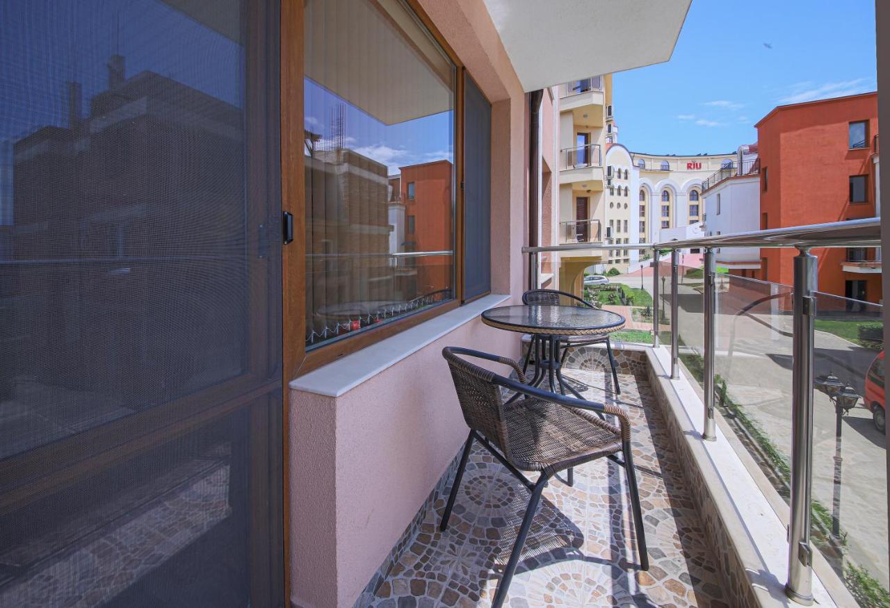 Guesthouse Phoenix Obzor Ngoại thất bức ảnh